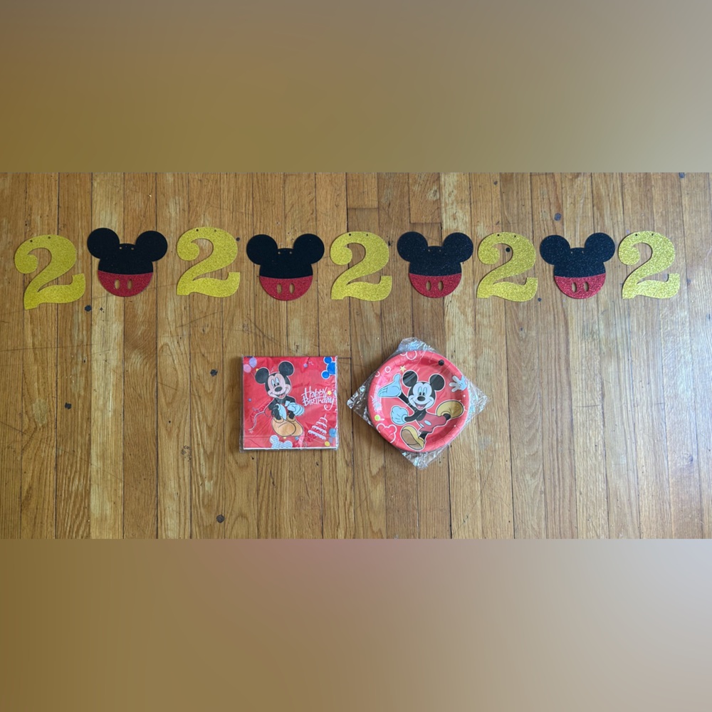 Mickey Mouse, 2 nd. Birthday party, Micky Mouse banner,plates & napkins